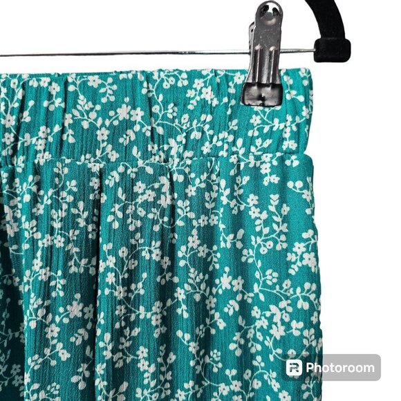 🏆072 West Loop High Waist Paper Bag Tie Waist Floral Green Shorts - Picture 2 of 4